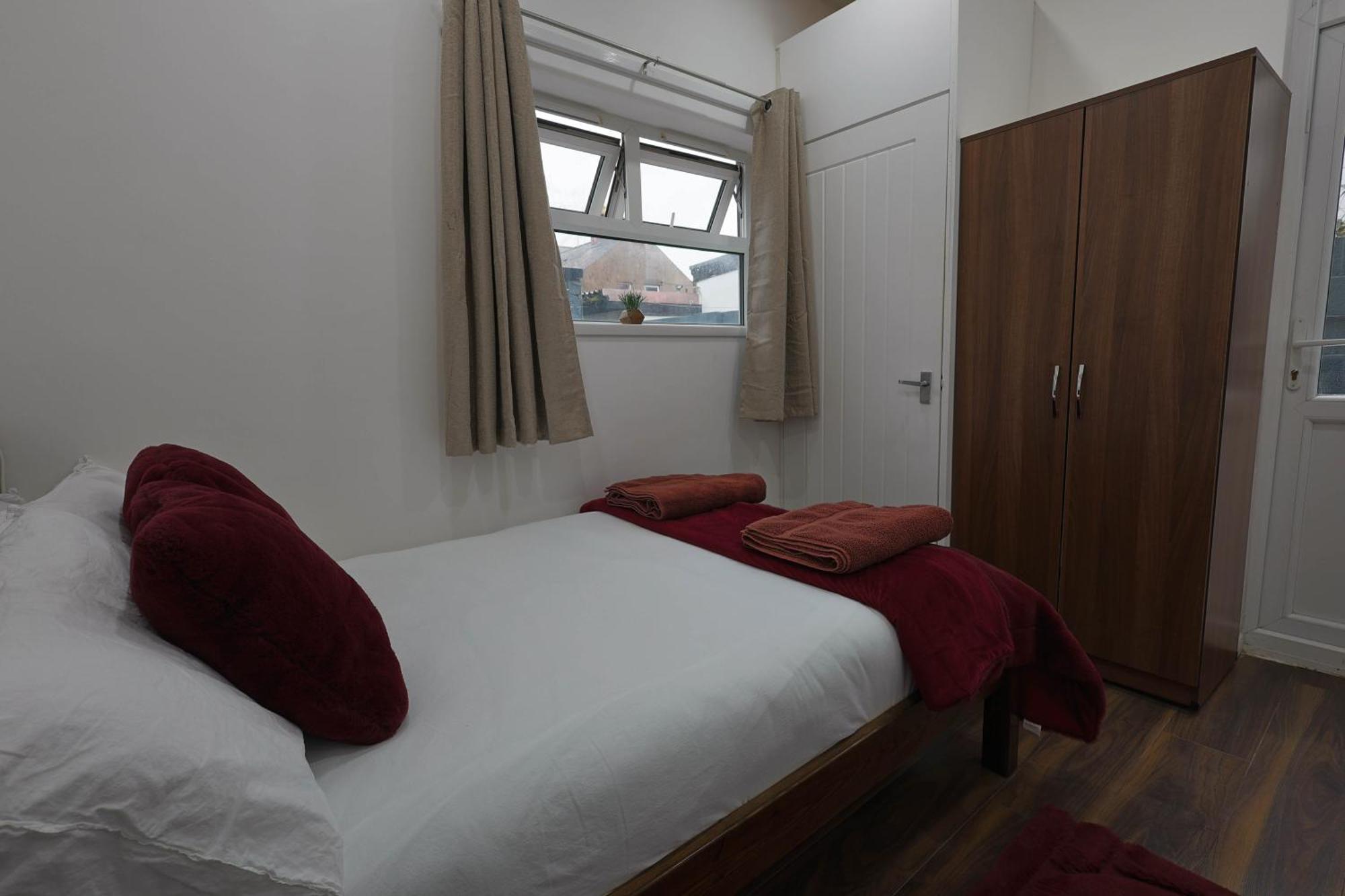 Stylish Apartment In City Centre - Walk Everywhere Кардиф Екстериор снимка